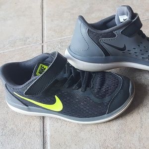 Boys Nike Size 12c